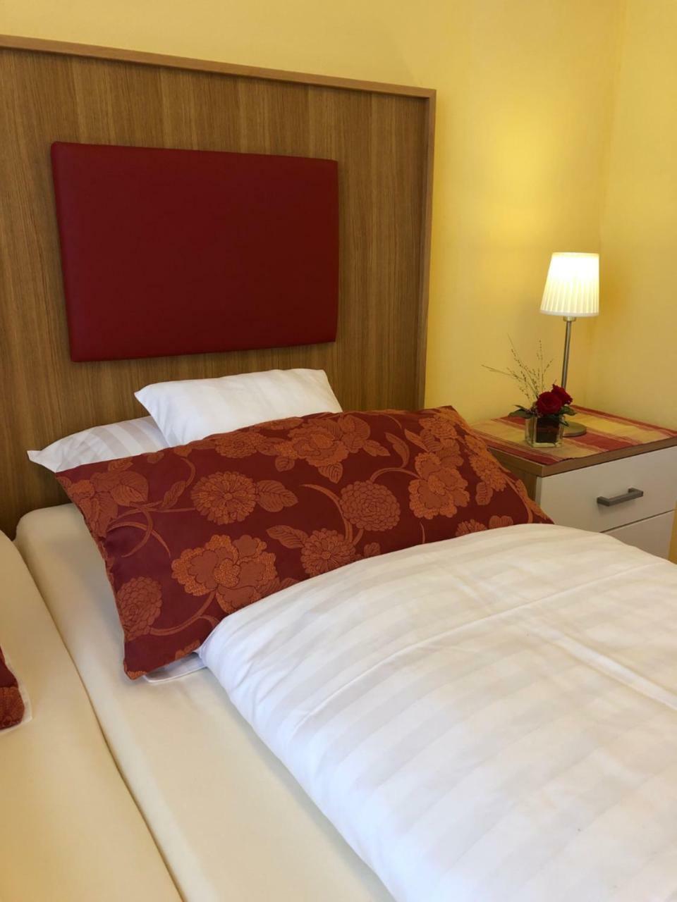 Thermen Hotel Pension Villa Holstein Bad Salzuflen Eksteriør bilde