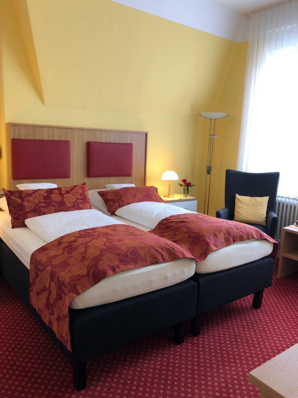 Thermen Hotel Pension Villa Holstein Bad Salzuflen Eksteriør bilde