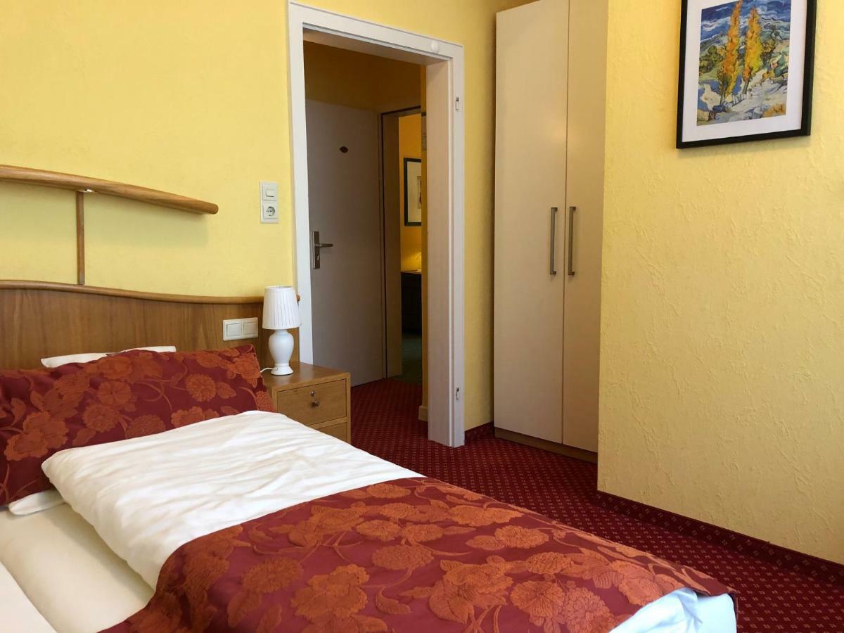 Thermen Hotel Pension Villa Holstein Bad Salzuflen Eksteriør bilde